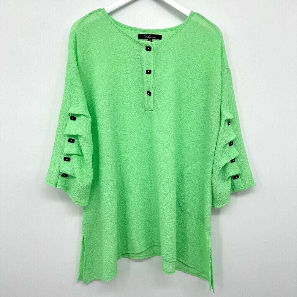 Calessa Top Shirt Size Medium 3/4 Sleeve Crinkle Stretch Pockets Green Blouse